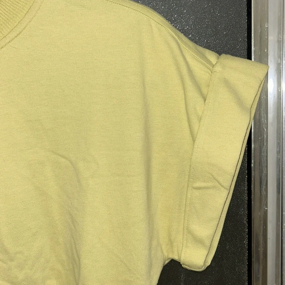 🩷FIRM PRICE🩷 Lululemon Heavy Weight T shirt Bodysuit